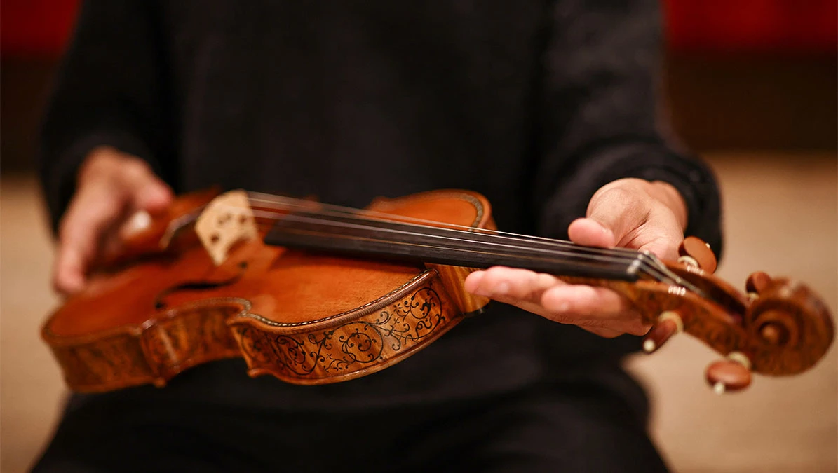 Stradivari