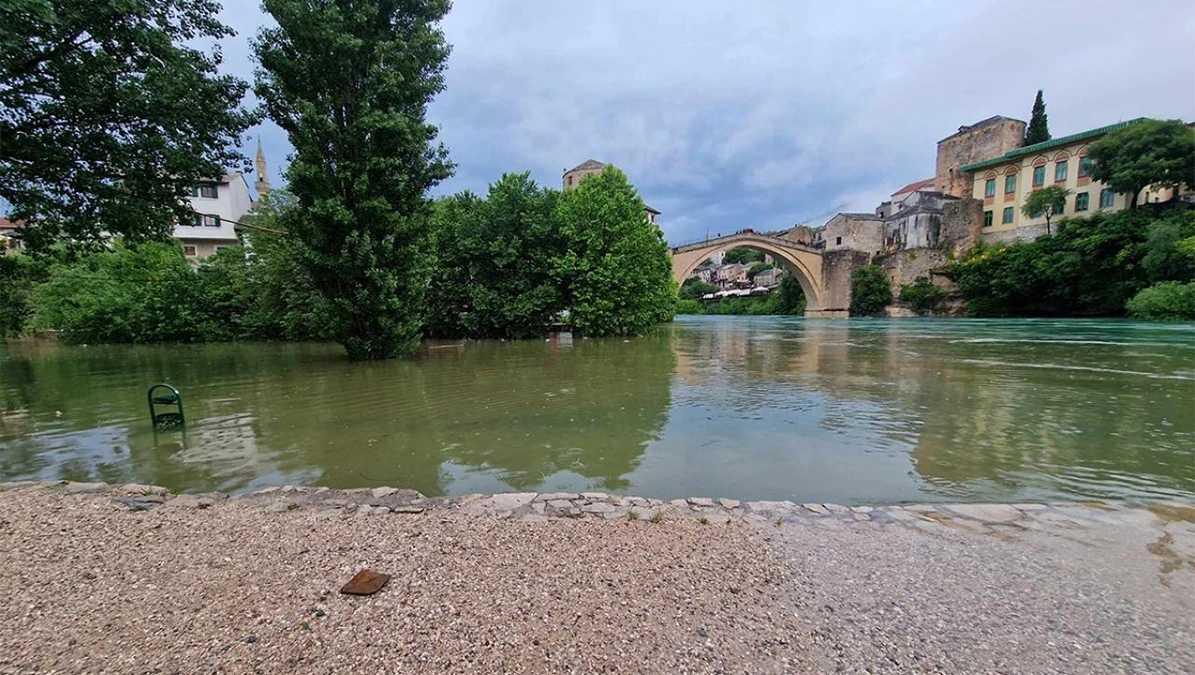 Nadošla Neretva