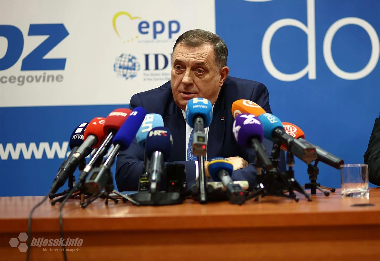 Dodik: Vučić digao Srbiju i poboljšao njene kapacitete