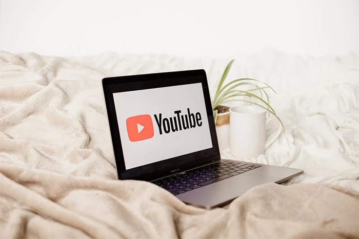 YouTube Spotlight Moments donosi oglase odabrane pomoću umjetne inteligencije
