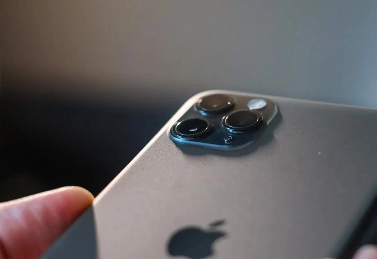 Apple priprema velike promjene za najjeftiniji model iPhonea