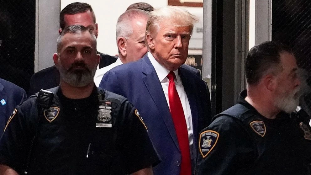  Trump uhićen pa pušten