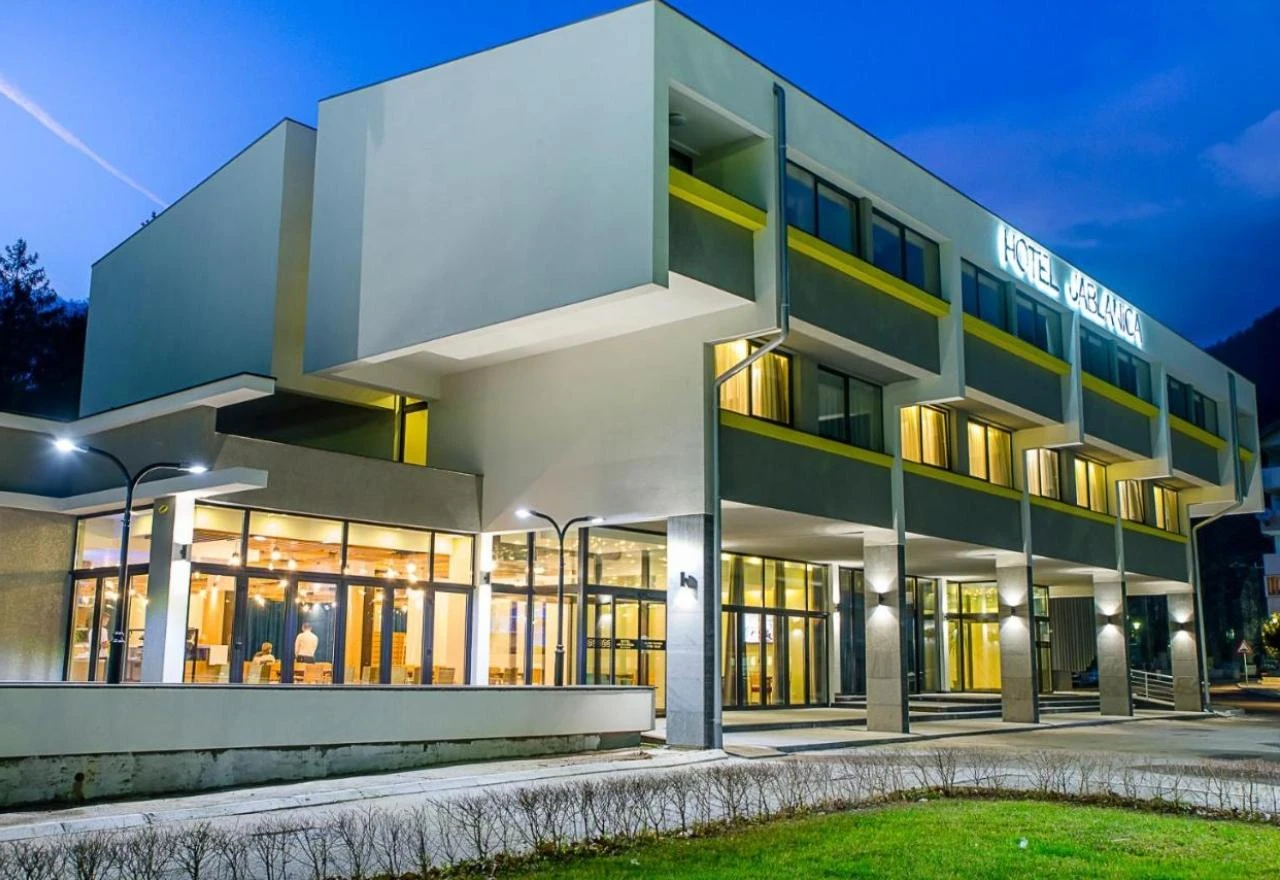 Vlasniku hotela "Jablanica" određeno 24-satno zadržavanje