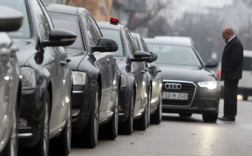 Kriza je nepoznat pojam: 50 do 100 milijuna KM za službena vozila