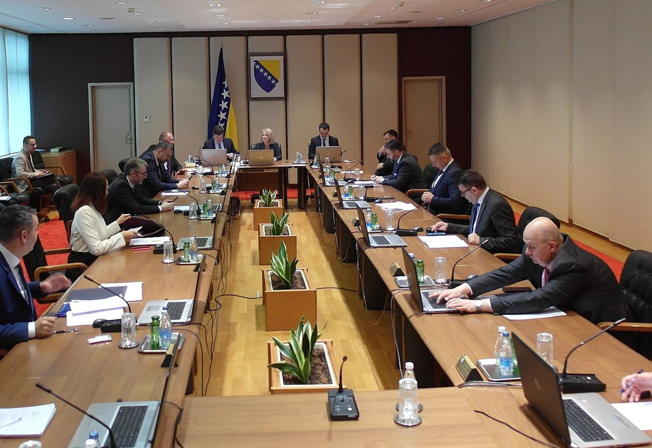 Vijeće ministara se hvali: Udio javnog duga u BDP-u i dalje ispod 30%
