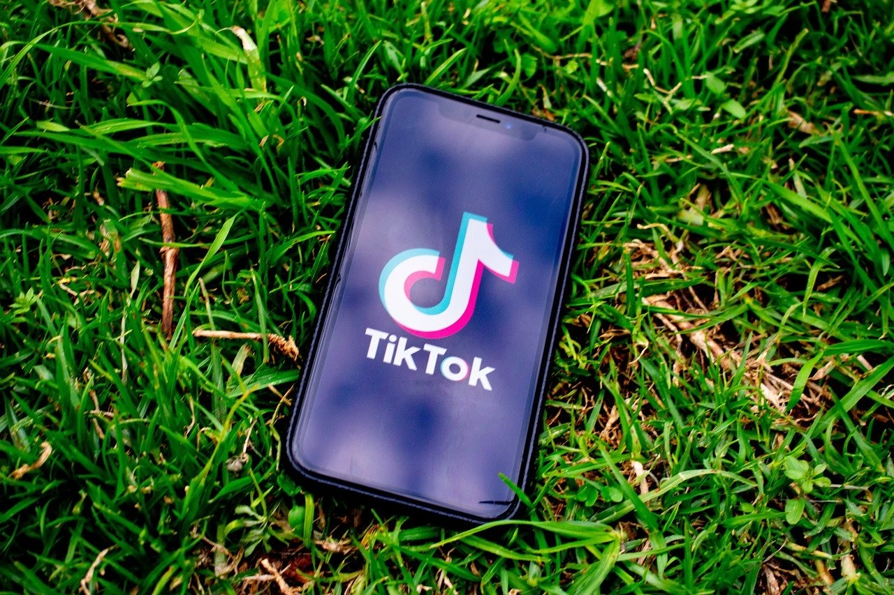 SAD prijeti da će zabraniti TikTok ako kineski vlasnici ne prodaju svoj udio u tvrtki