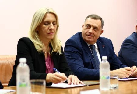 Dodik: BiH kandidatskim statusom ne dobivam ništa