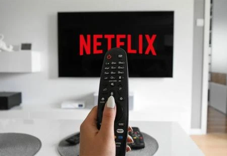 Netflix pojasnio kako će kontrolirati nelegalno dijeljenje lozinki