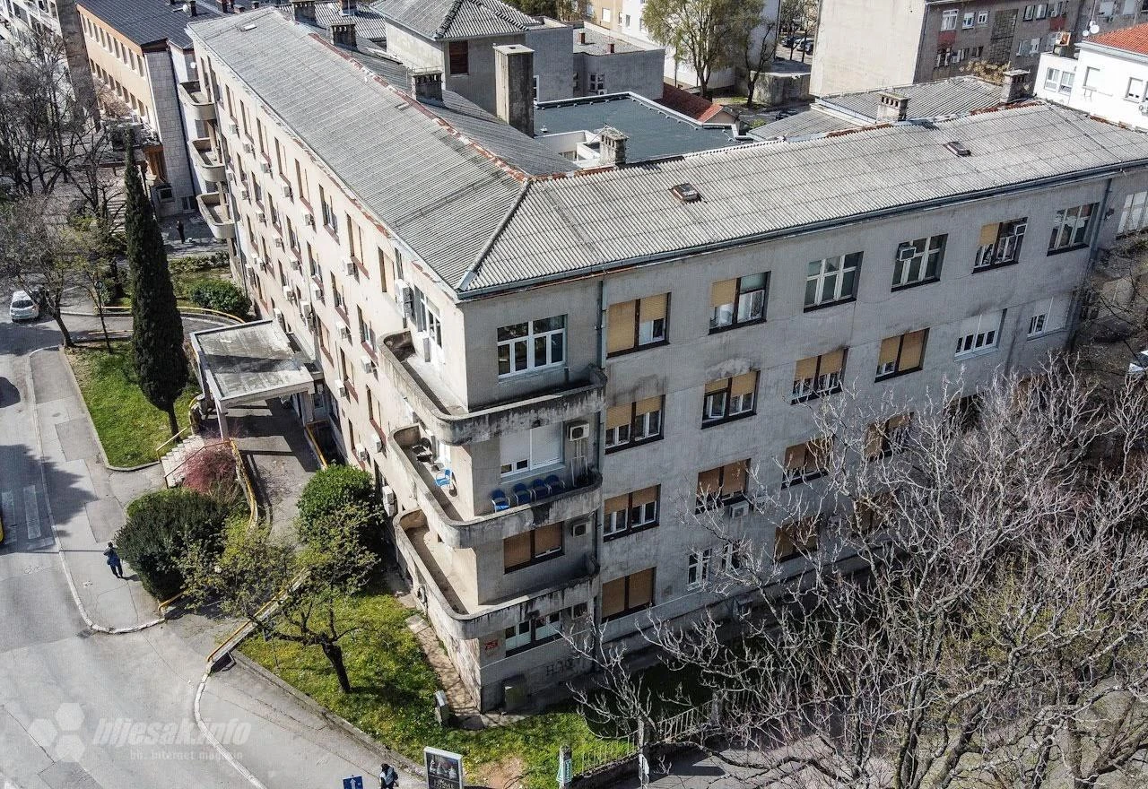 SKB: Skoro 100 bolesnika na liječenju, 3 osobe preminule