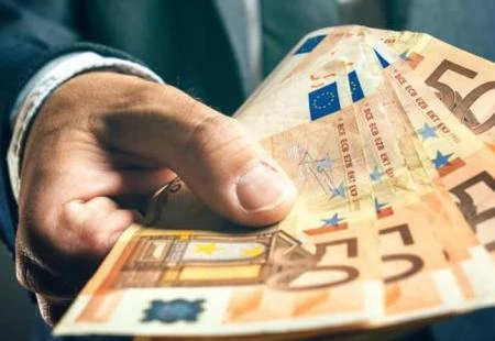 Pali trgovci: 1.000 eura za diplomu stručne škole