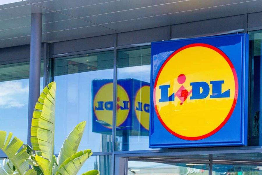 Lidl svojim radnicima daje po 200 dolara ako se cijepe