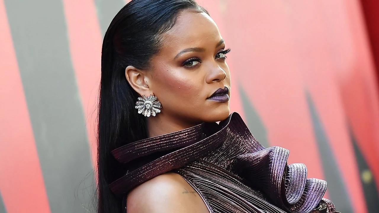 Napali Rihannu: "Ispričaj se svim muslimanima"