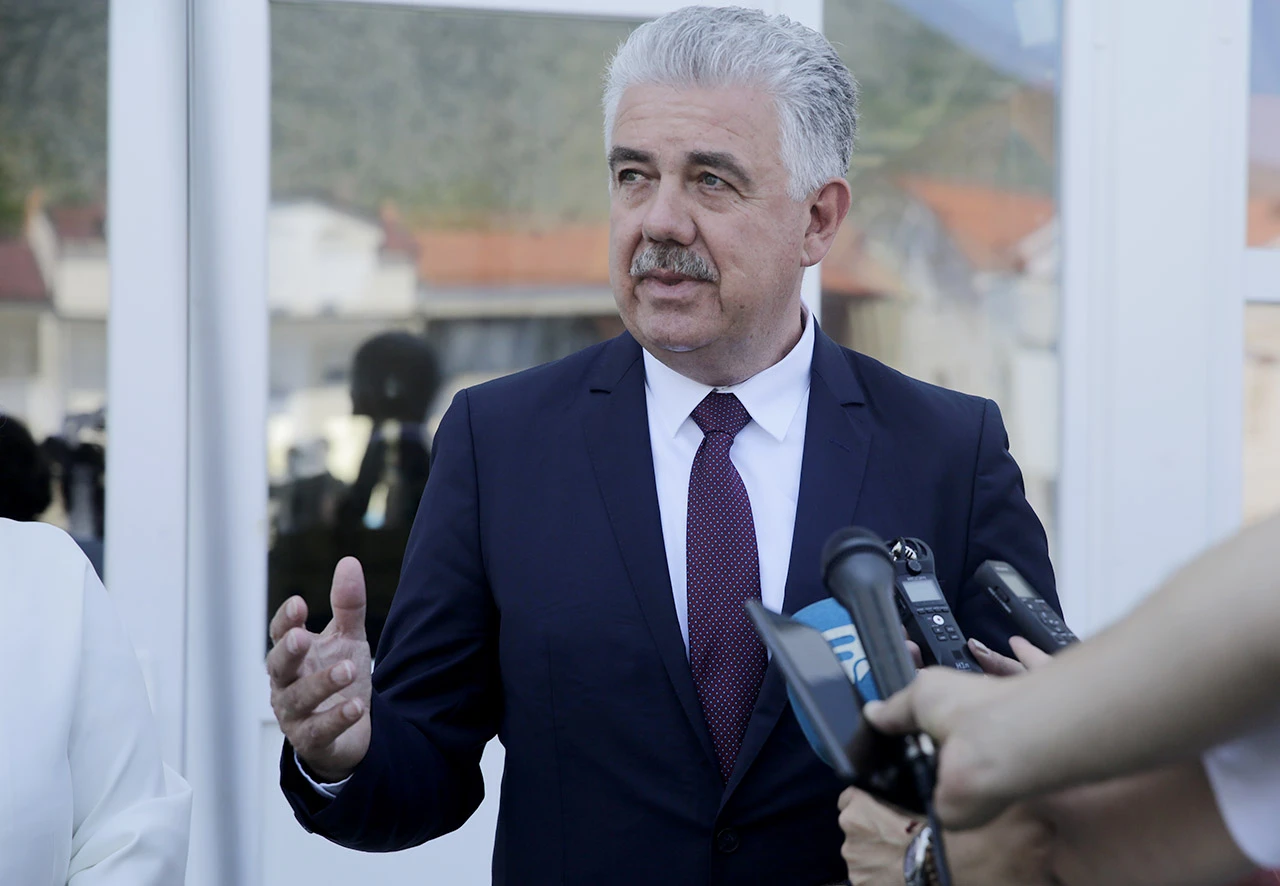 Herceg optimističan: Učenici u školske klupe, studenti na fakultete