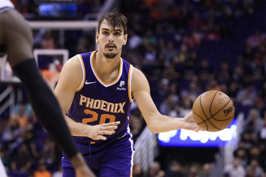 Sunsi bez Šarića svladali prvake, Hezonja 13 koševa u porazu Portlanda