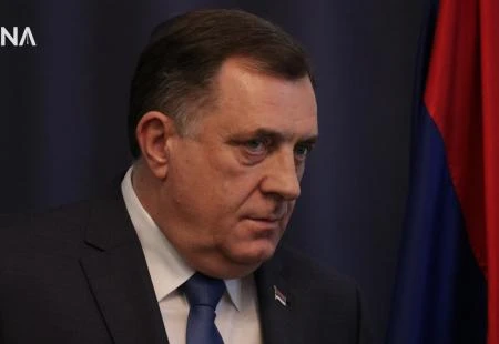 Dodik pooštrava mjere u borbi s koronom 