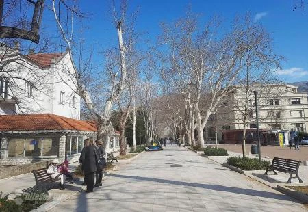 Sutra sunčano, u Hercegovini bura