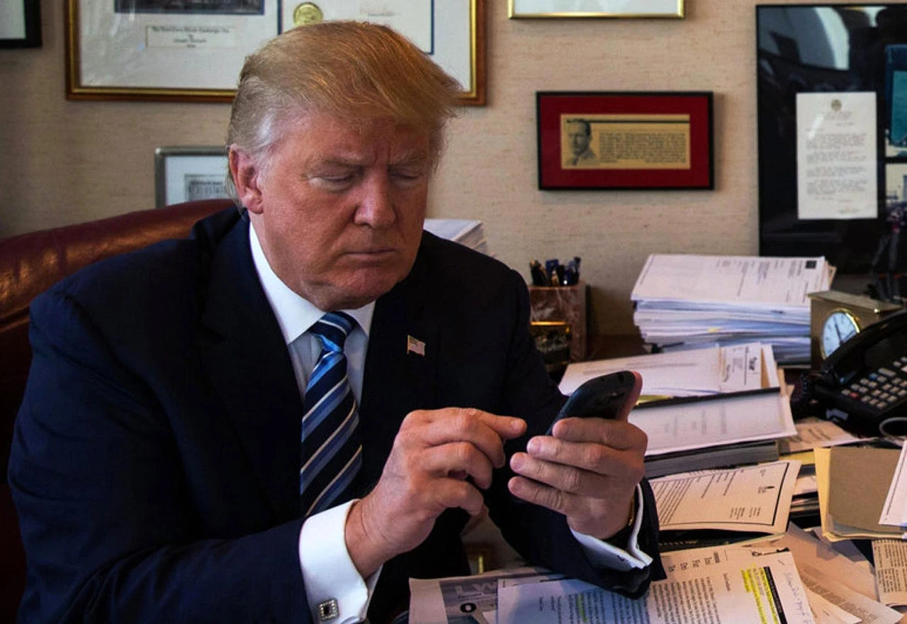 Trump zamrznuo pomoć 90 minuta nakon razgovora sa Zelenskyjem
