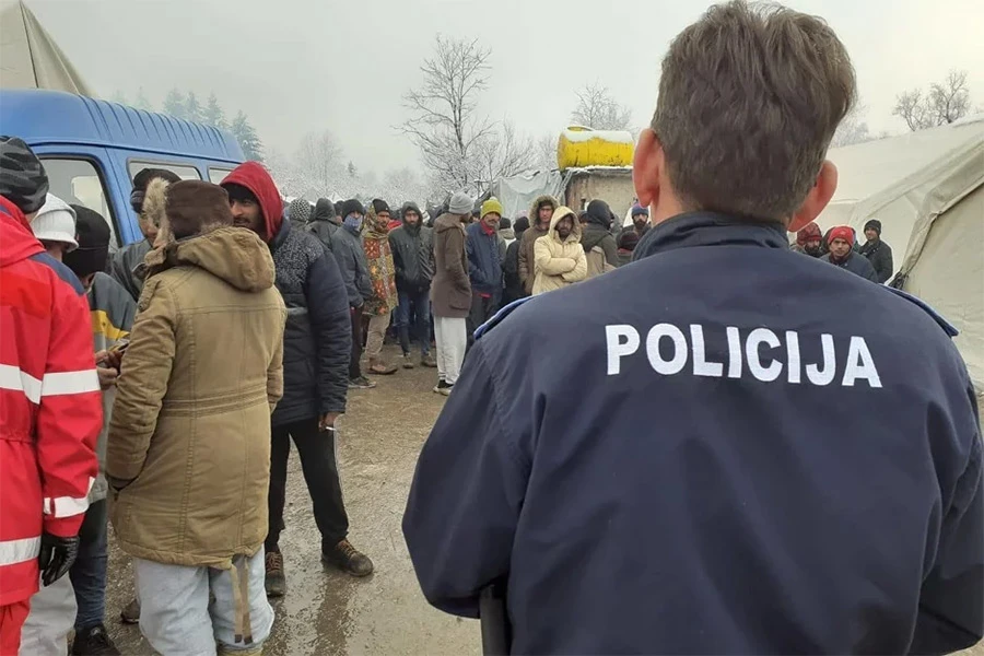 Bihać: Migranti u kampu Vučjak napali policiju