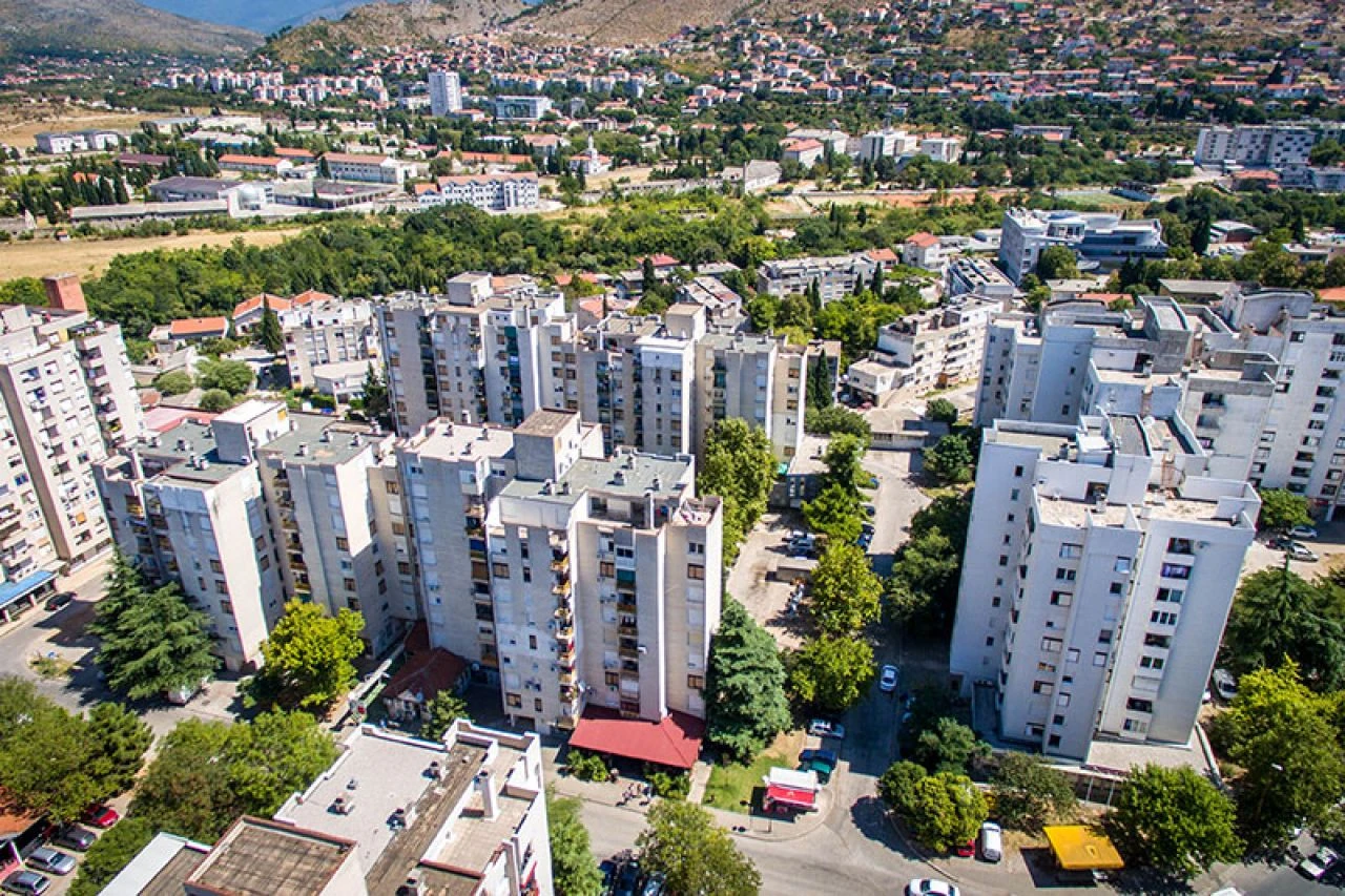 Mostar: Sve što se napravi, to se i proda