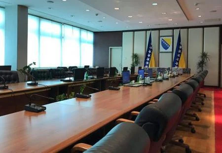 Ministri se nisu čuli ni vidjeli duže od mjesec dana