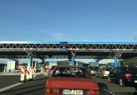 Pojačan promet na GP Doljani, Hum, Velika Kladuša i Izačić