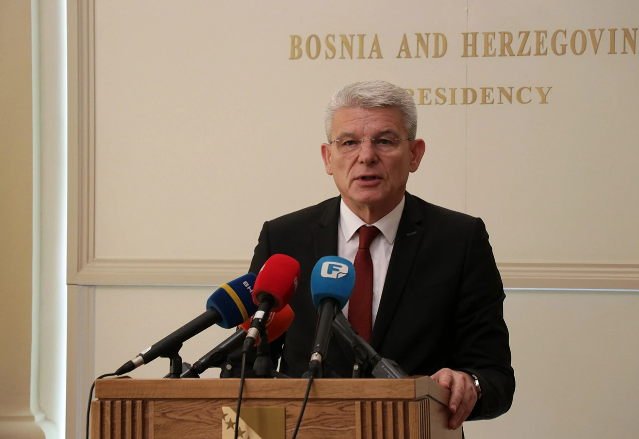Džaferović: Treba biti pošten