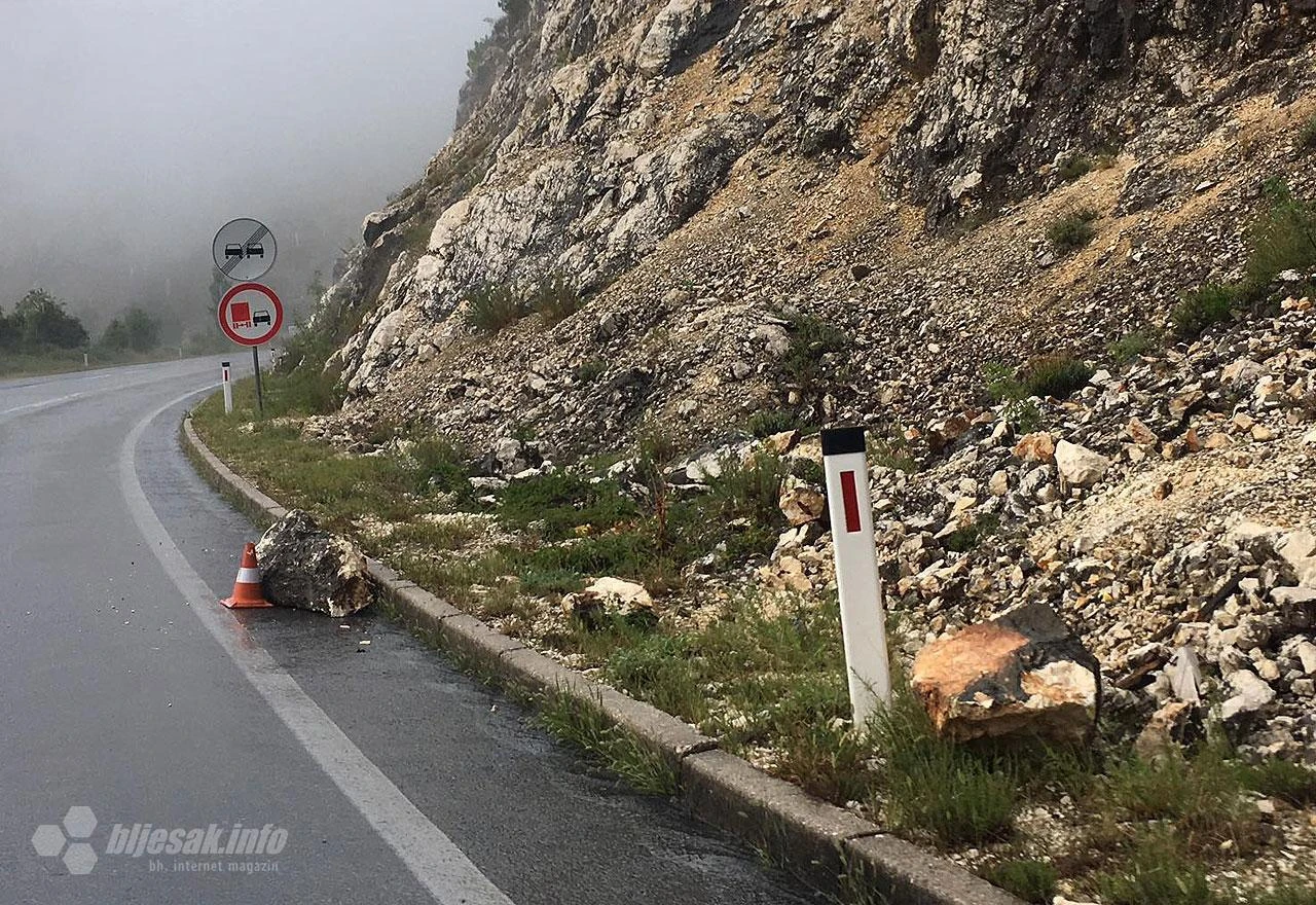 Stanje na putovima: Magla i mogući odroni
