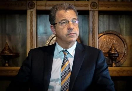 ''Ono što je ustanovljeno u Haagu, mora se učiti u učionicama''