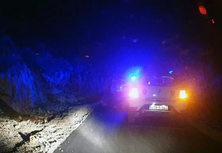 Policija pronašla ukradeni kombi; razbojnicima ni traga