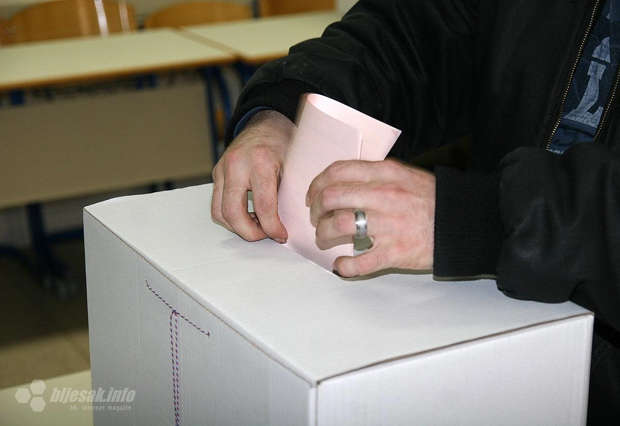 Srbija: Svi su za izvanredne izbore, no hoće li se oni održati?