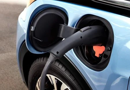 Većina vozača nije "luda" za prelaskom na električna vozila