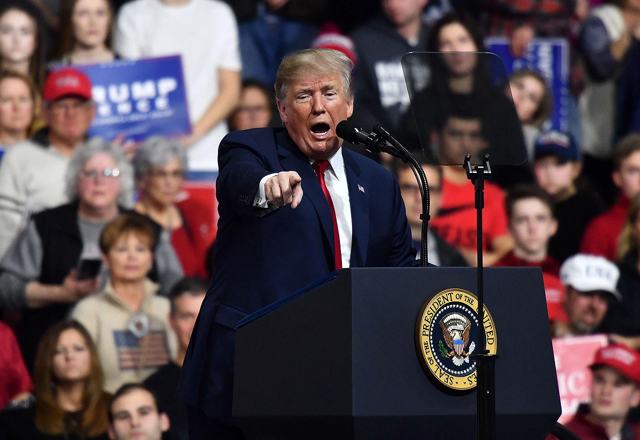 Trump bi mogao dobiti sudski poziv da svjedoči o ruskom uplitanju
