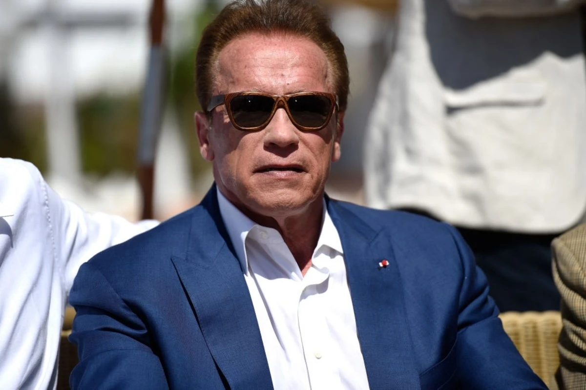 Schwarzenegger se nakon operacije probudio varijacijom na svoj slogan