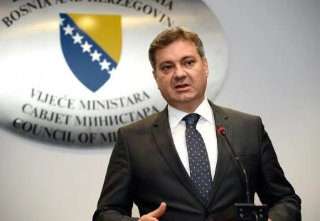 Zvizdić:  Tisuće osoba koje su počinile ratne zločine u BiH još su na slobodi