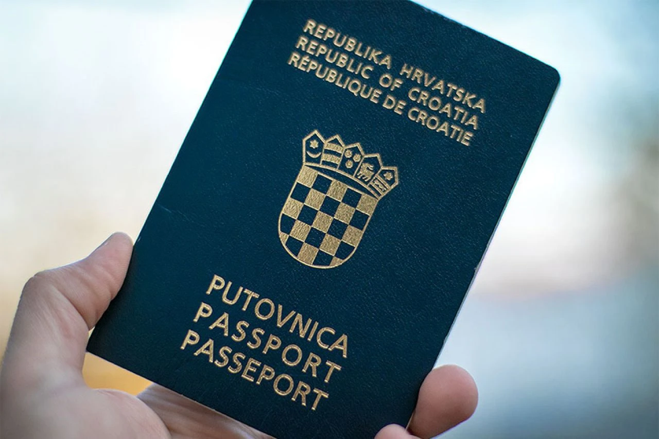 Od 1. siječnja 2018. elektronskim putem možete izvaditi hrvatsku putovnicu