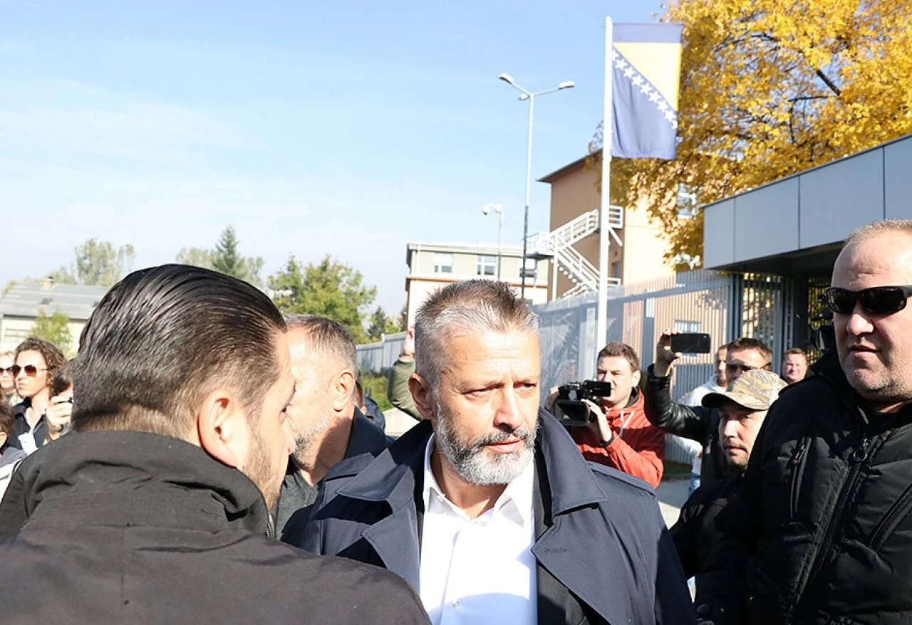 Orić će biti uhićen ukoliko pređe na srbijanski teritorij