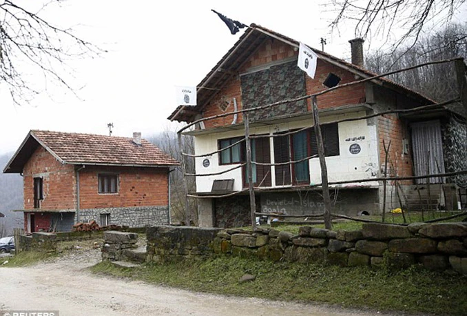 Pojačan policijski nadzor paradžemata
