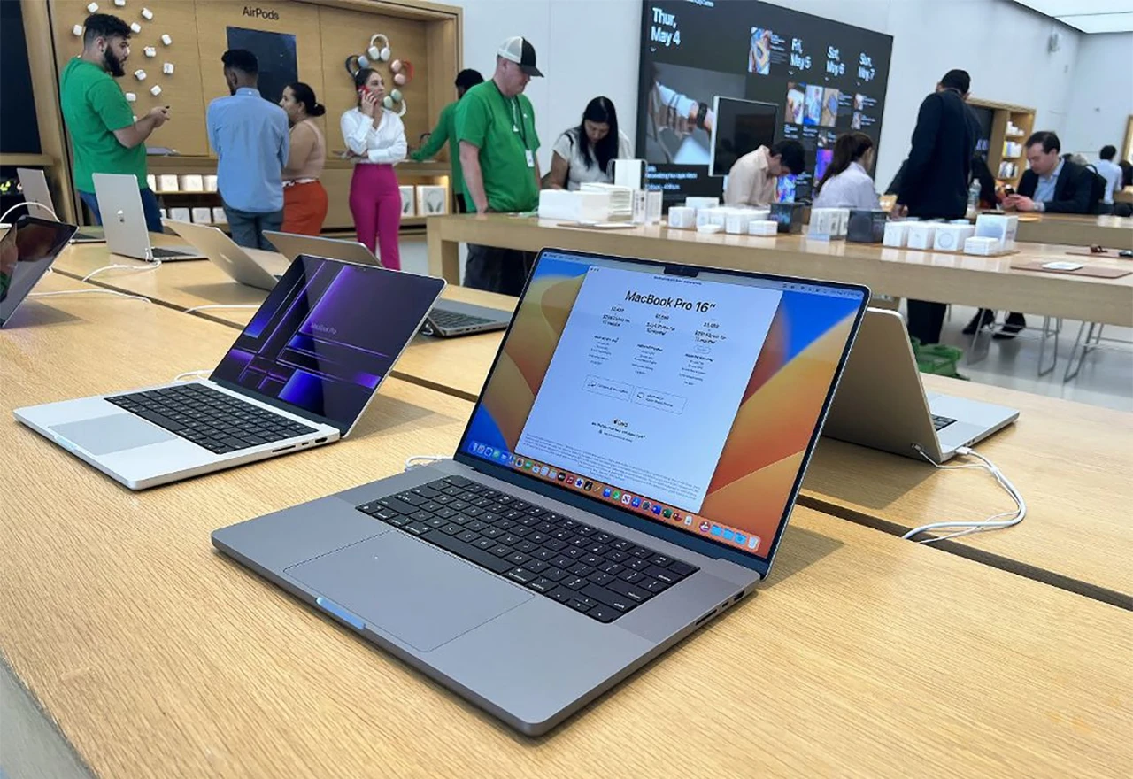 Apple predstavio nova ''strašno brza'' računala