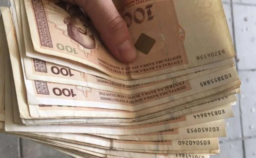 Ministarstvo pojasnilo tko će i kada dobiti 100 KM pomoći od države