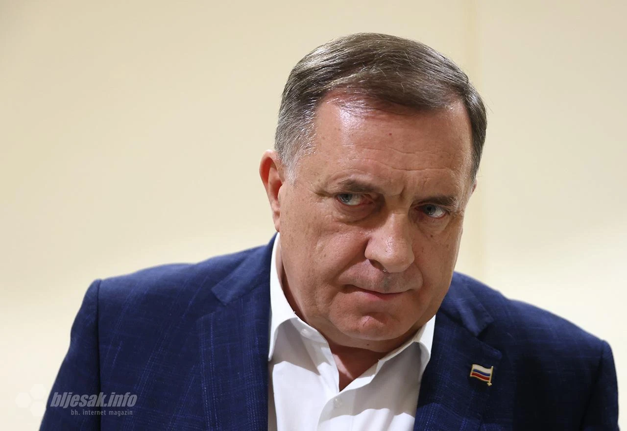 Dodik 'bacio kletvu' i poručio: Ne damo imovinu