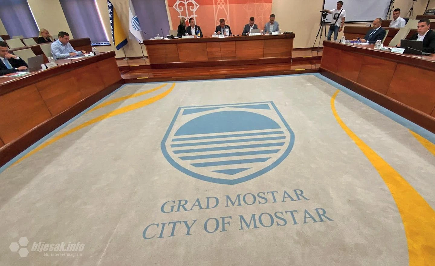 Hoće li Grad pritisnuti vlasnike ruševnih objekata u Mostaru?