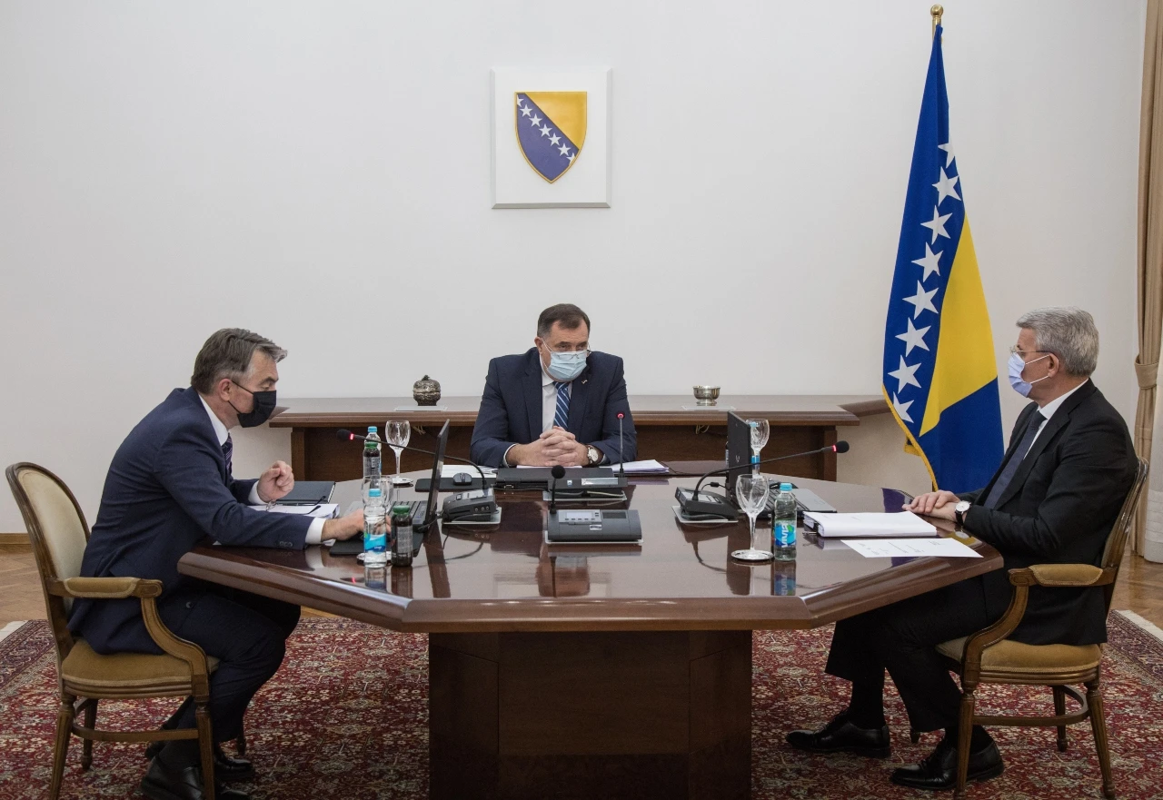 Predsjedništvo zakazalo izvanrednu sjednicu pa ju otkazalo 