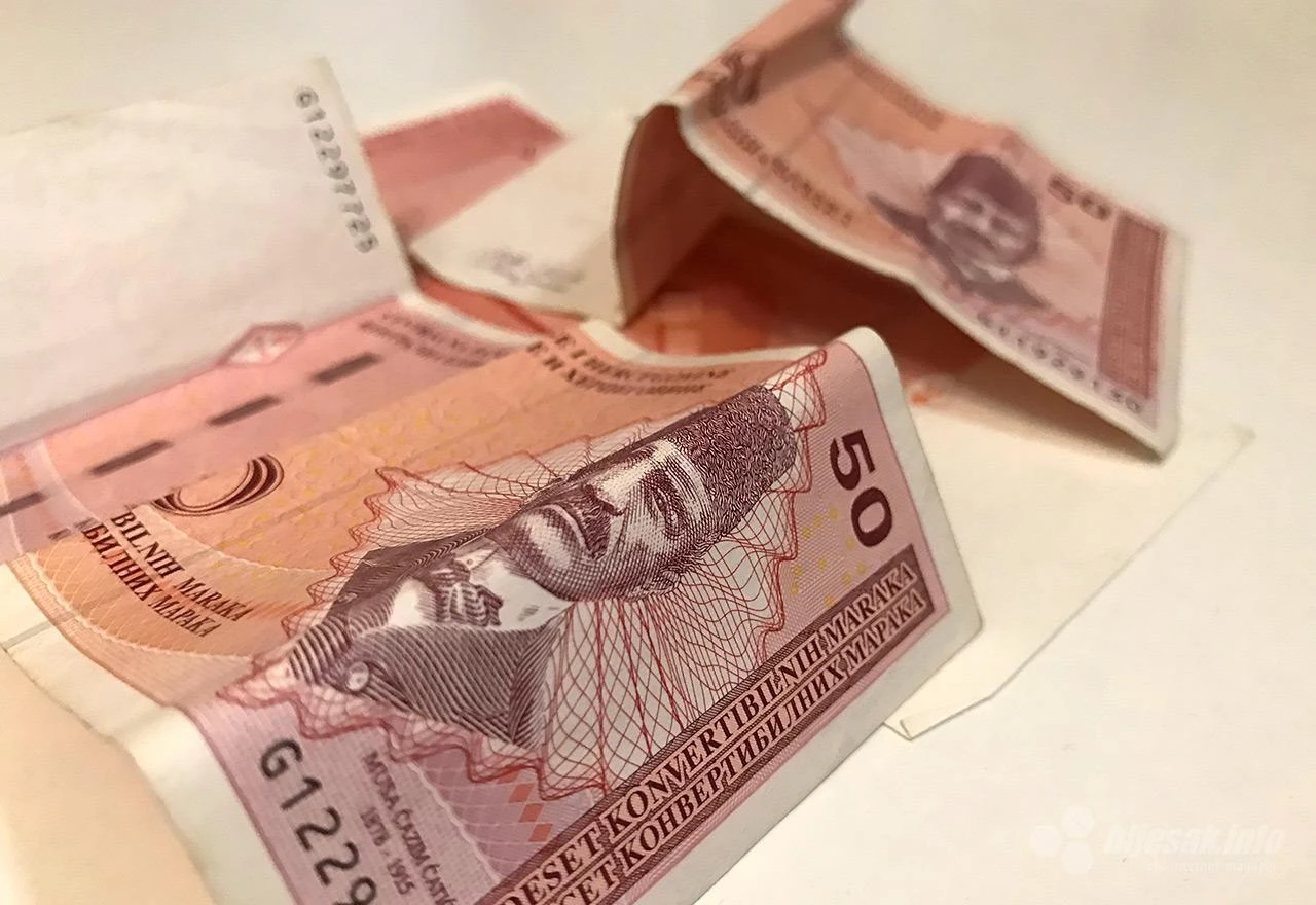 Odgođeno plaćanje mikrokredita u iznosu od 136 milijuna KM