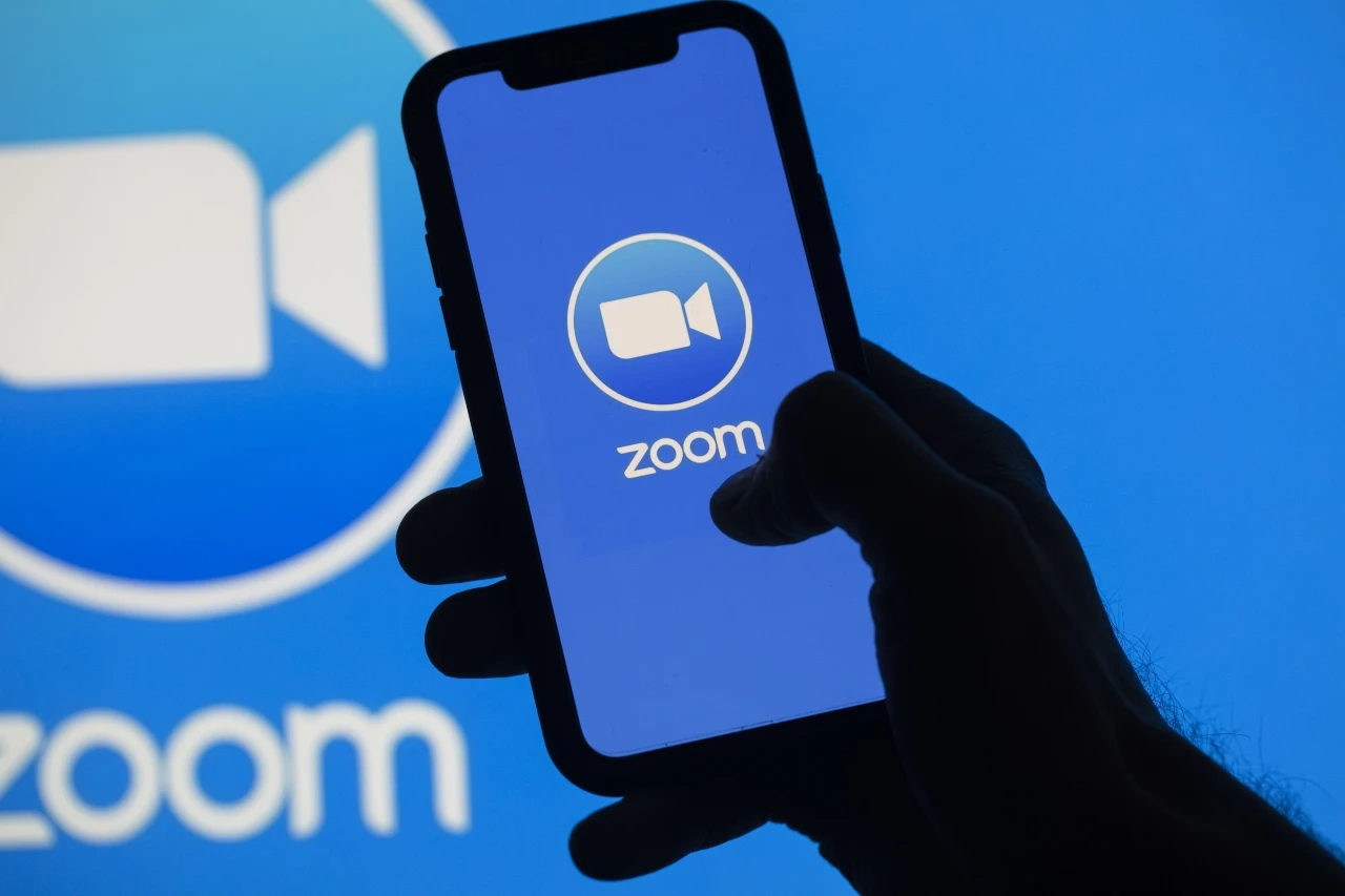 Sin ubio oca tijekom Zoom chata