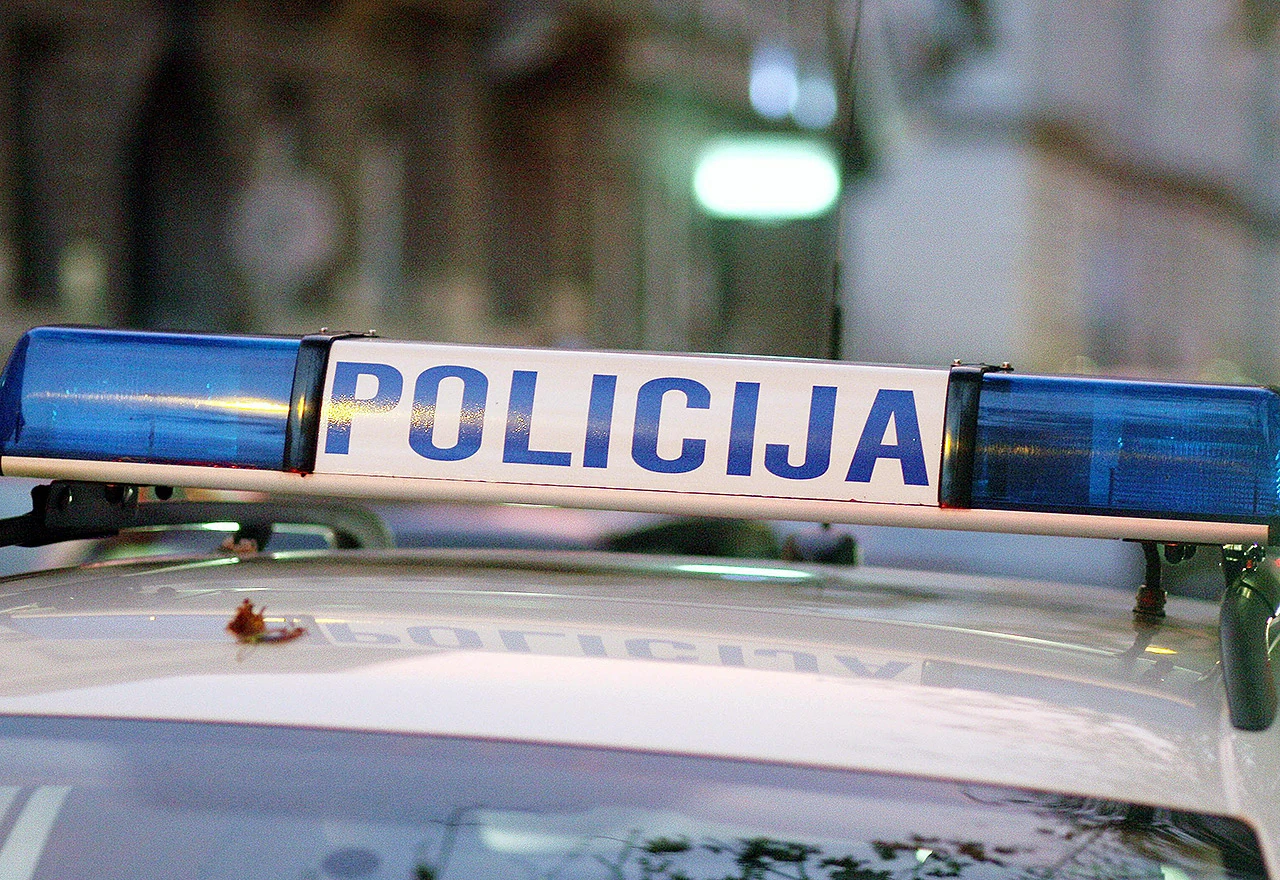 Motociklist upucao muškarca hicem u glavu