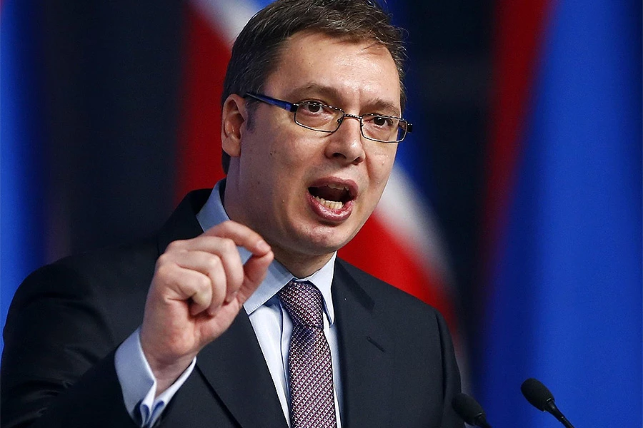 Ispričao se - Vučić postao meta sprdnje zbog velikog gafa  