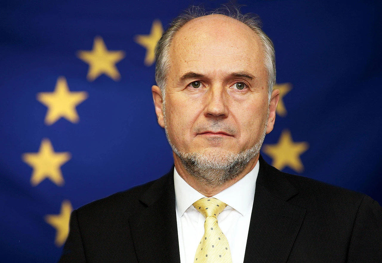 Inzko pozvao na izmjene Ustava i Izbornog zakona BiH