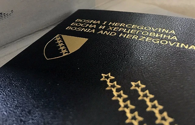 Oboren i peti tender za nabavku putovnica