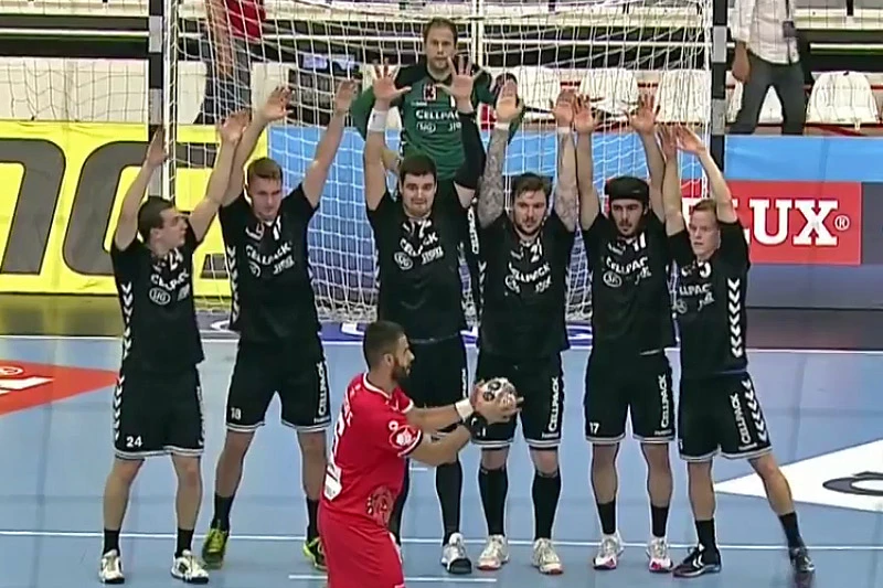 VIDEO | Pogodak kakav se u rukometu ne viđa često