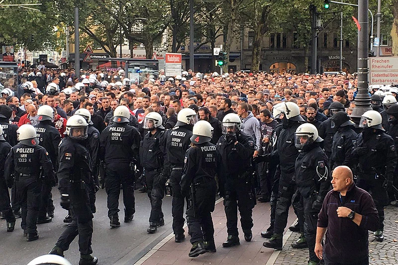 Tučnjava navijača Koelna i Crvene zvezde